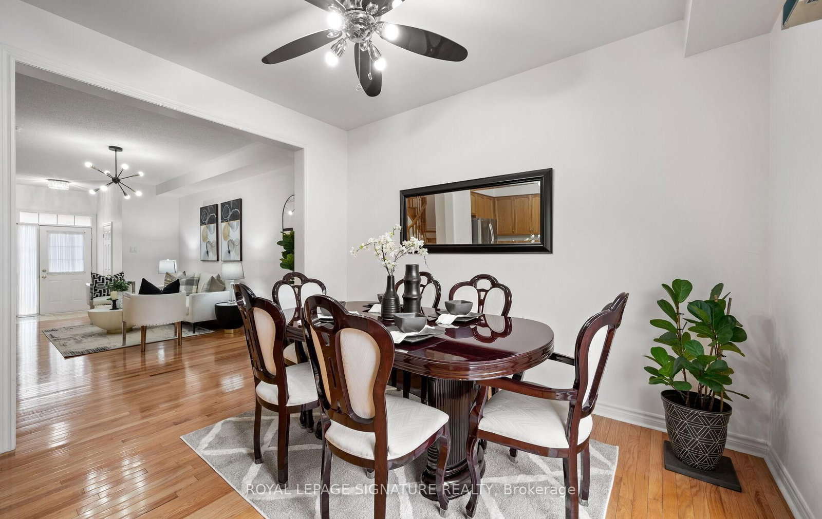 Townhouse for sale at 364 Hobbs Crescent, Milton, Ontario, L9T 0J2 - Clarke - MLS: W12853852