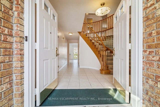 1252 Sweetbirch Court