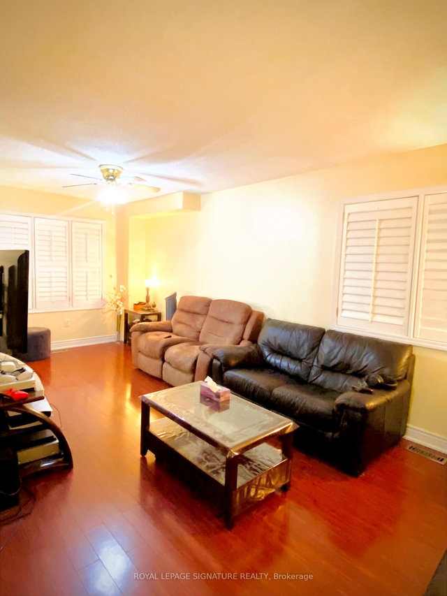 Upper - 23 Sunley Crescent