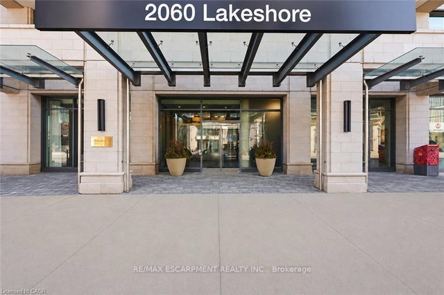 1102 - 2060 Lakeshore Road