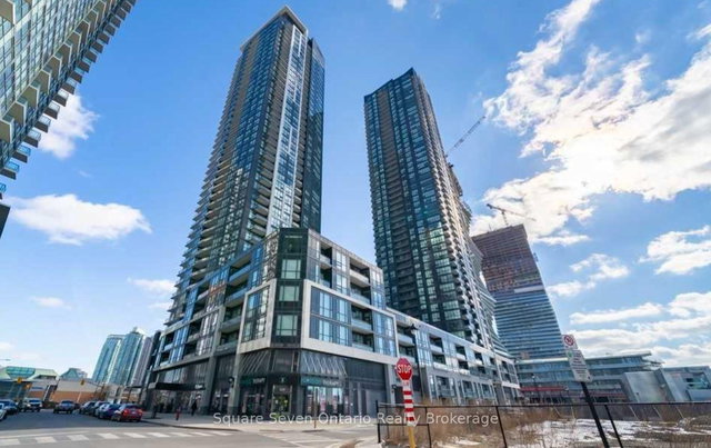 2707 - 510 Curran Place