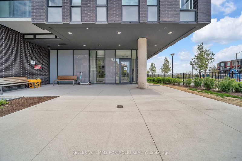 304 - 215 Veterans Dr, Brampton, L7A 5L6 | Image 3