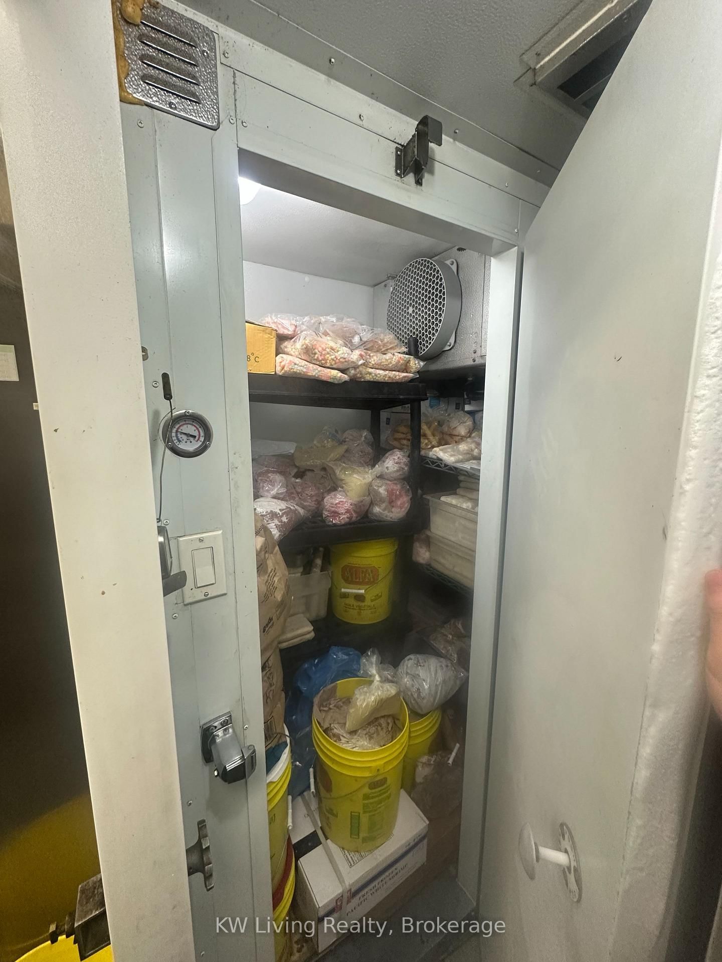 777 Guelph Line, Unit F4 - Photo 15