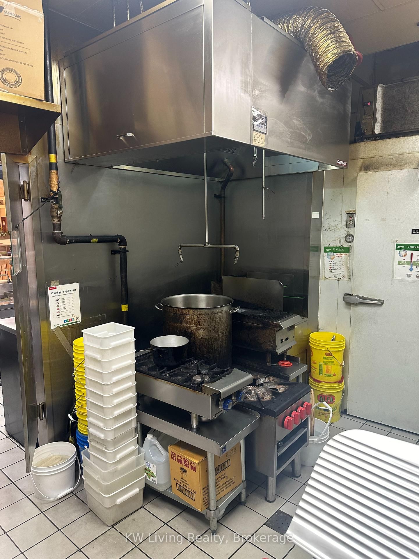 777 Guelph Line, Unit F4 - Photo 8