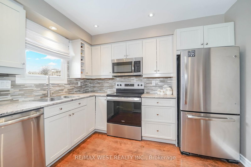 24 - 7340 Copenhagen Rd, Mississauga, L5N 2S5 | Image 3