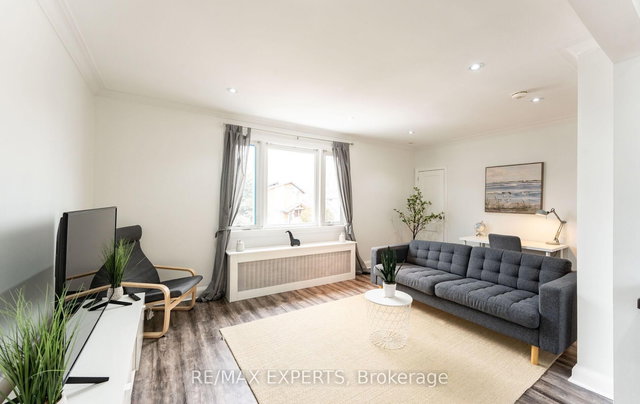 Upper - 39 Twenty Fifth Street