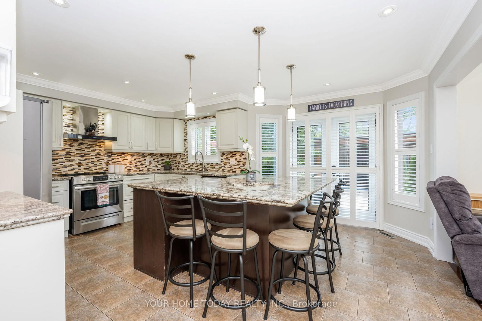 Detached House for sale at 49 Miller Drive, Halton Hills, Ontario, L7G 5P7 - Georgetown - MLS: W12855272