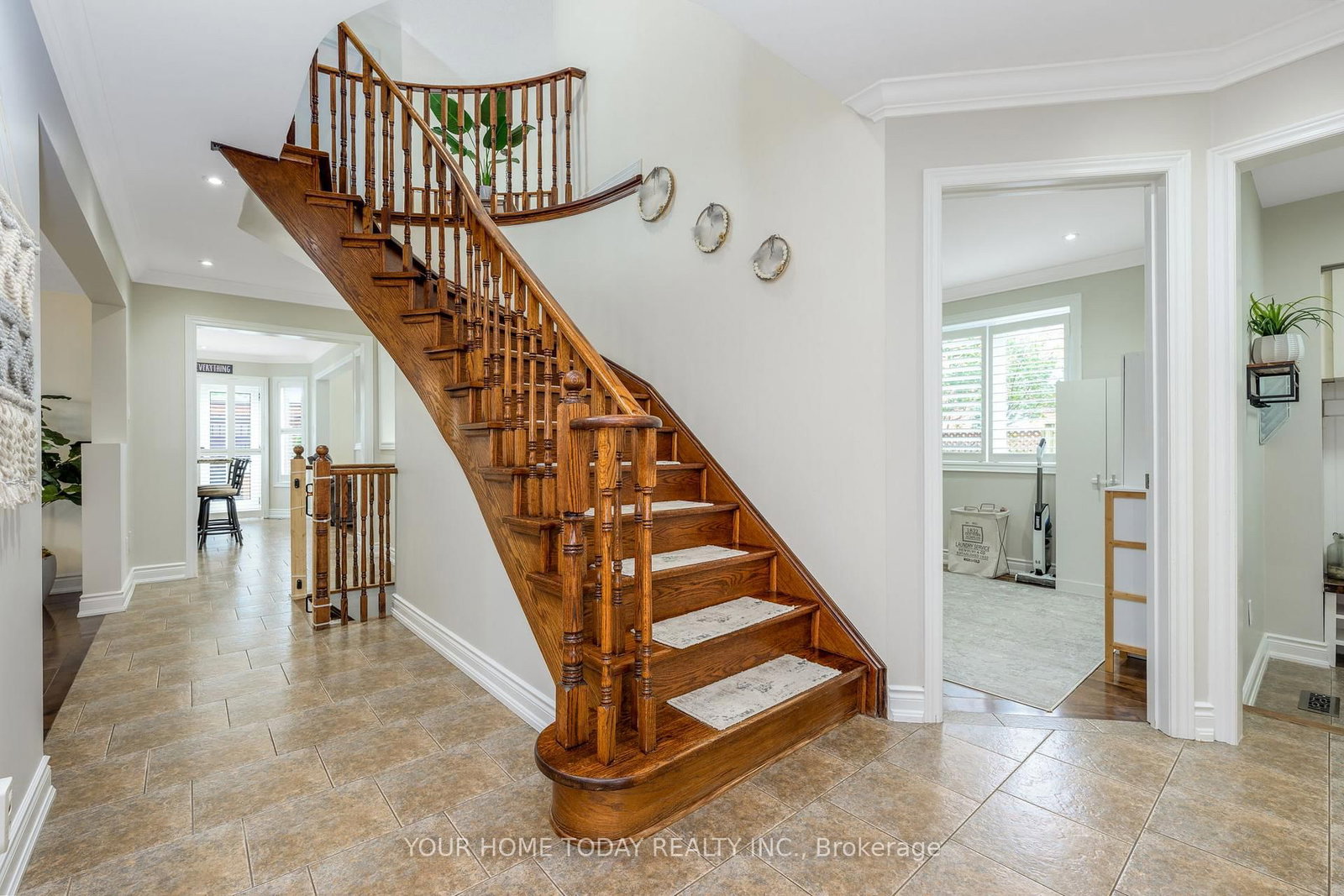 Detached House for sale at 49 Miller Drive, Halton Hills, Ontario, L7G 5P7 - Georgetown - MLS: W12855272