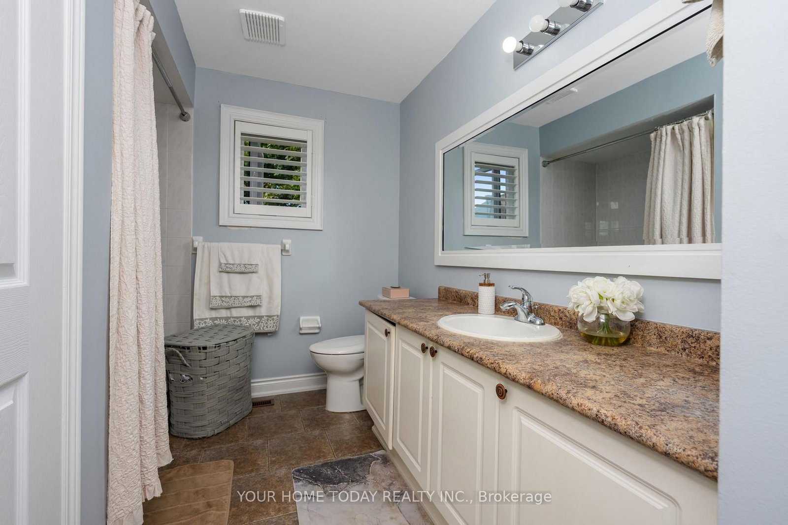 Detached House for sale at 49 Miller Drive, Halton Hills, Ontario, L7G 5P7 - Georgetown - MLS: W12855272