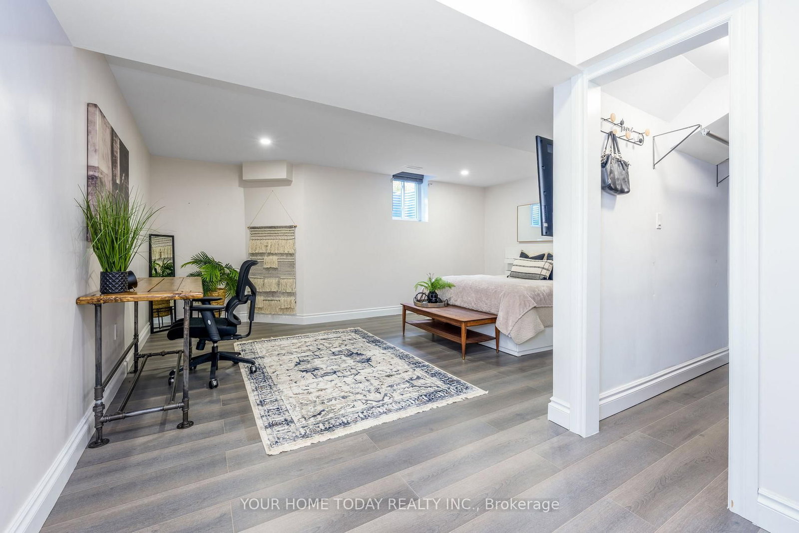 Detached House for sale at 49 Miller Drive, Halton Hills, Ontario, L7G 5P7 - Georgetown - MLS: W12855272