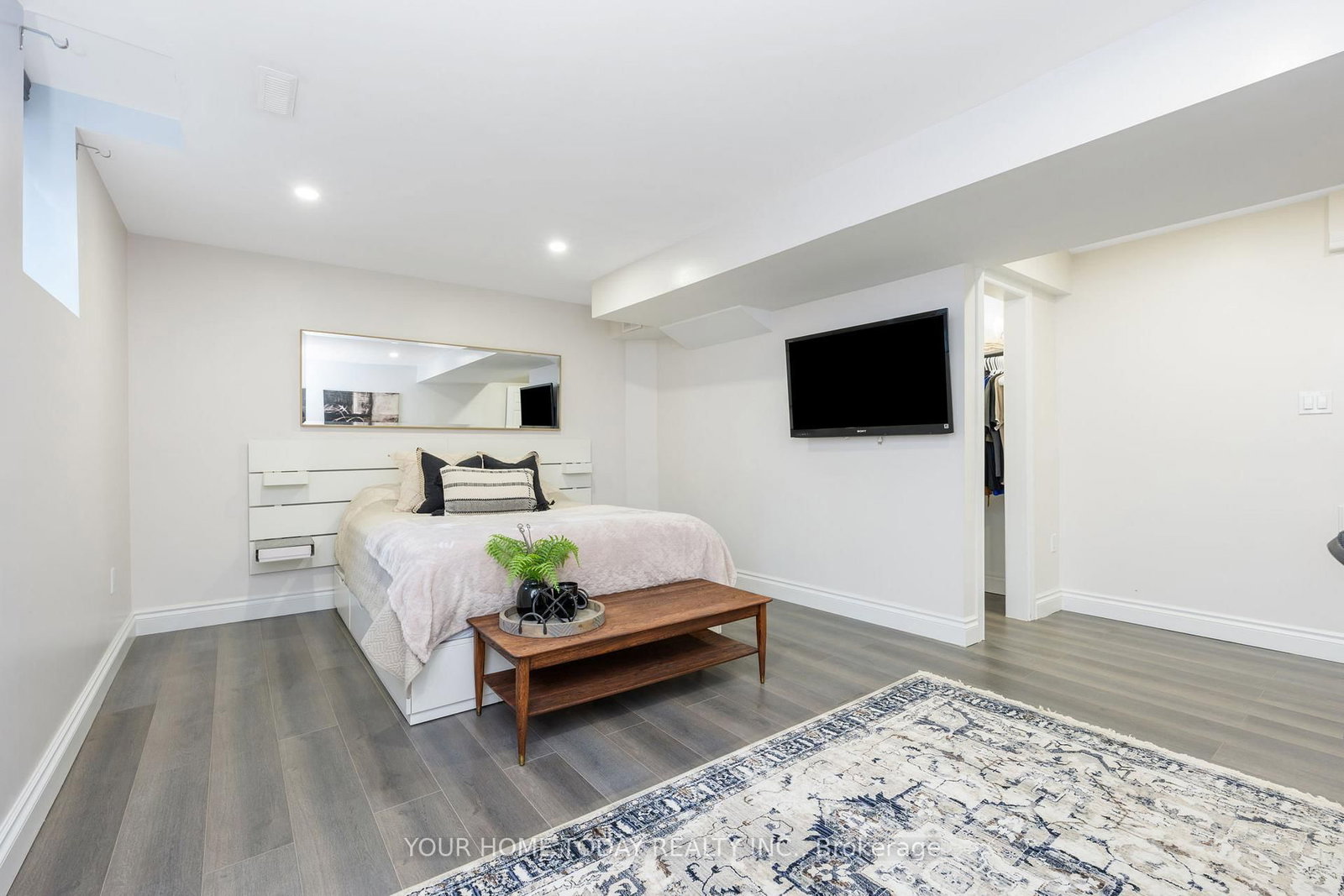 Detached House for sale at 49 Miller Drive, Halton Hills, Ontario, L7G 5P7 - Georgetown - MLS: W12855272