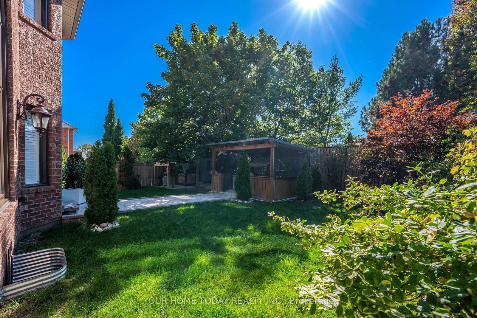 Detached House for sale at 49 Miller Drive, Halton Hills, Ontario, L7G 5P7 - Georgetown - MLS: W12855272