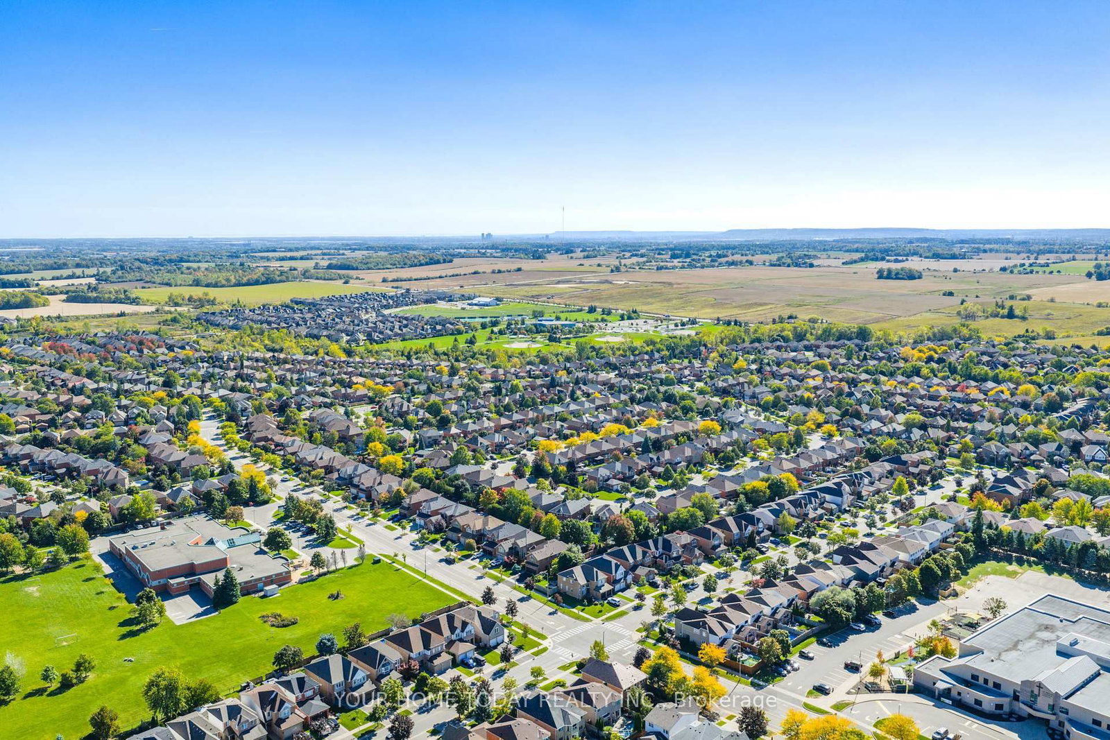 Detached House for sale at 49 Miller Drive, Halton Hills, Ontario, L7G 5P7 - Georgetown - MLS: W12855272