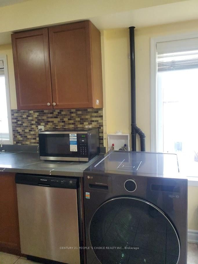 59 Betterton Cres, Brampton, L7A 0S6 | Image 3