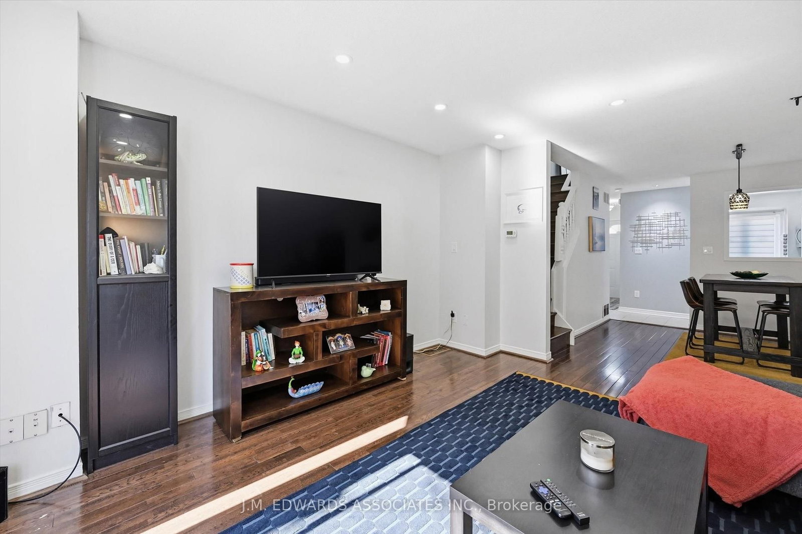 Townhouse for sale at 215-895 Maple Avenue, Burlington, Ontario, L7S 2H7 - Brant - MLS: W12855420