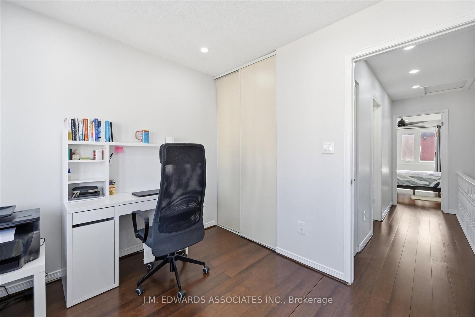 Townhouse for sale at 215-895 Maple Avenue, Burlington, Ontario, L7S 2H7 - Brant - MLS: W12855420