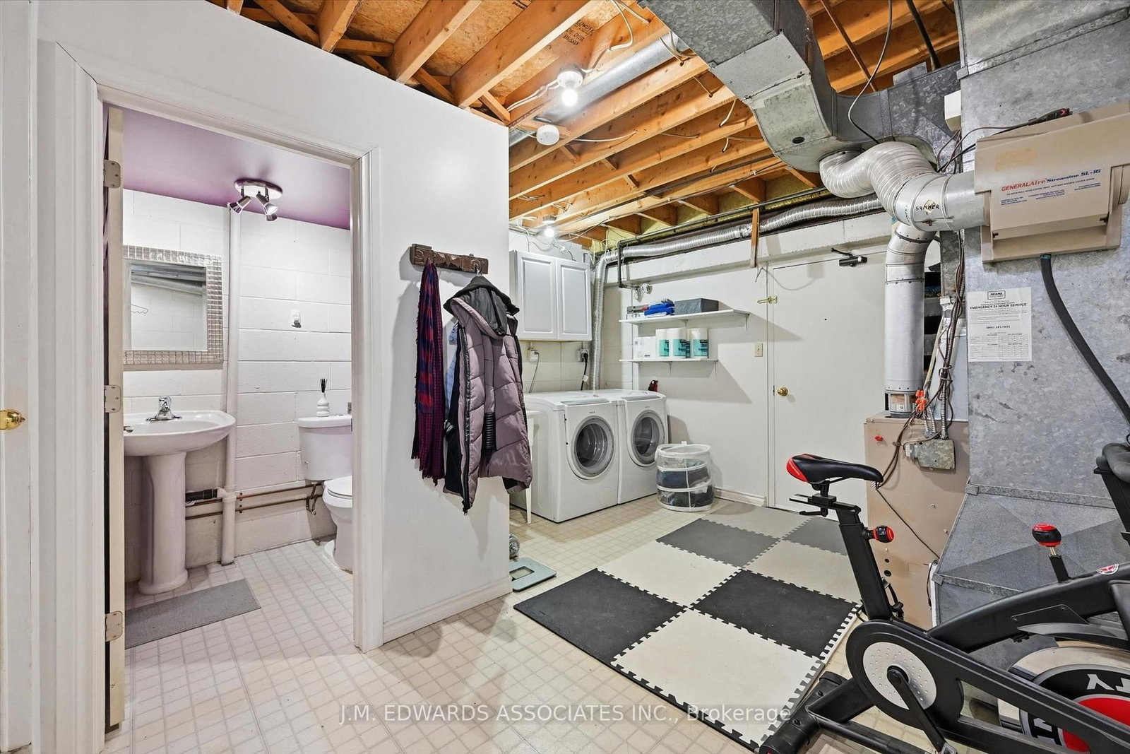 Townhouse for sale at 215-895 Maple Avenue, Burlington, Ontario, L7S 2H7 - Brant - MLS: W12855420