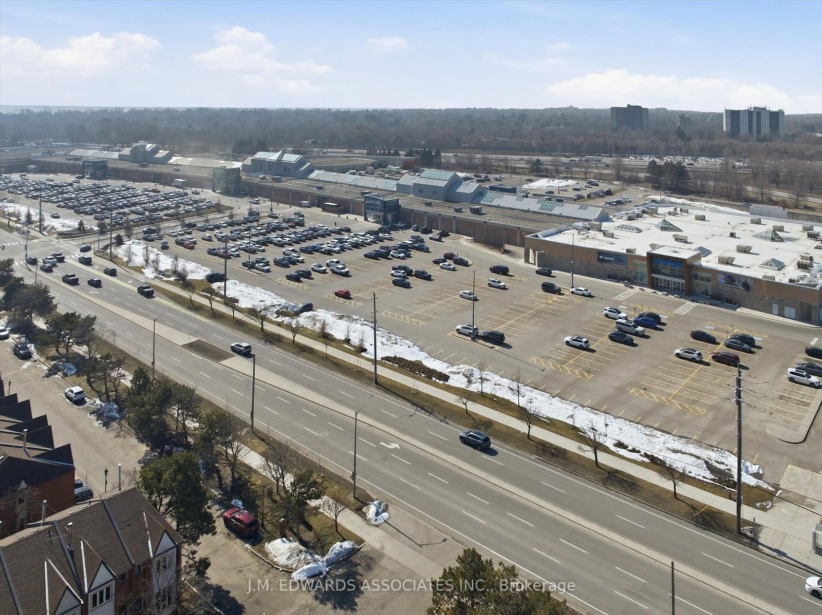 Townhouse for sale at 215-895 Maple Avenue, Burlington, Ontario, L7S 2H7 - Brant - MLS: W12855420