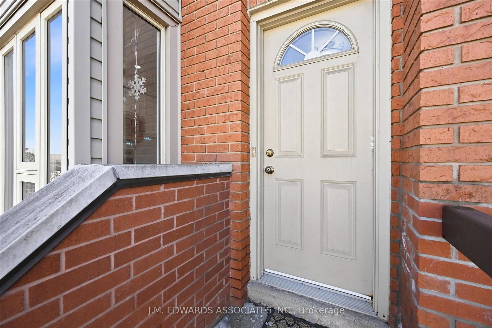 Townhouse for sale at 215-895 Maple Avenue, Burlington, Ontario, L7S 2H7 - Brant - MLS: W12855420