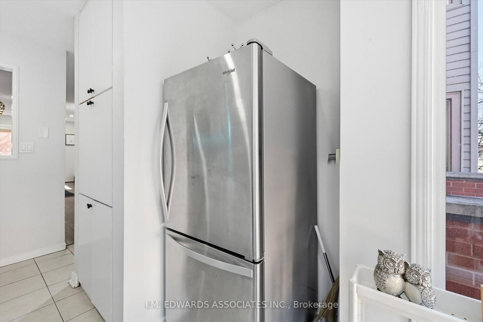 Townhouse for sale at 215-895 Maple Avenue, Burlington, Ontario, L7S 2H7 - Brant - MLS: W12855420