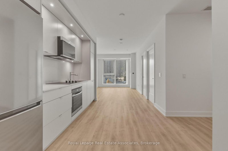 home for lease on 417-25 Cordova Avenue