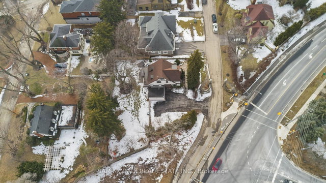 1064 Mohawk Road