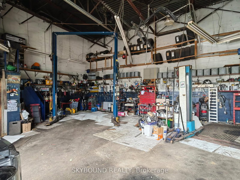 3 - 70 Lepage Crt, Toronto, M3J 1Z9 | Image 3