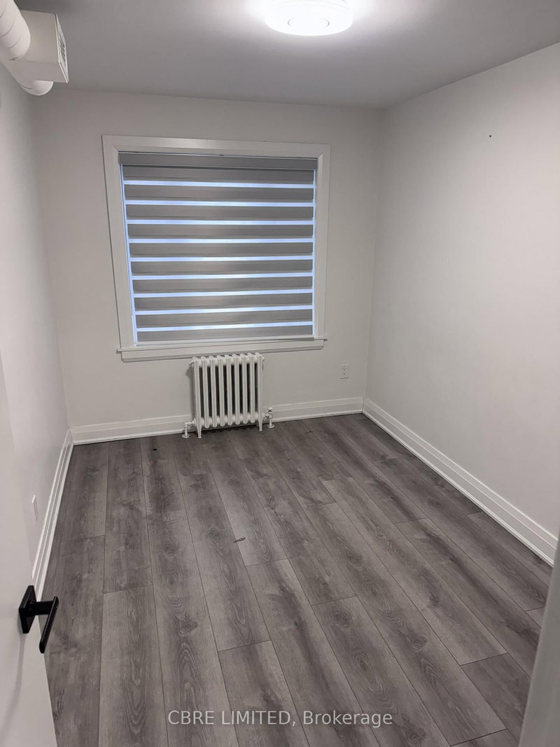 267 Lakeshore Rd E, Mississauga, L5G 1G8 | Image 2