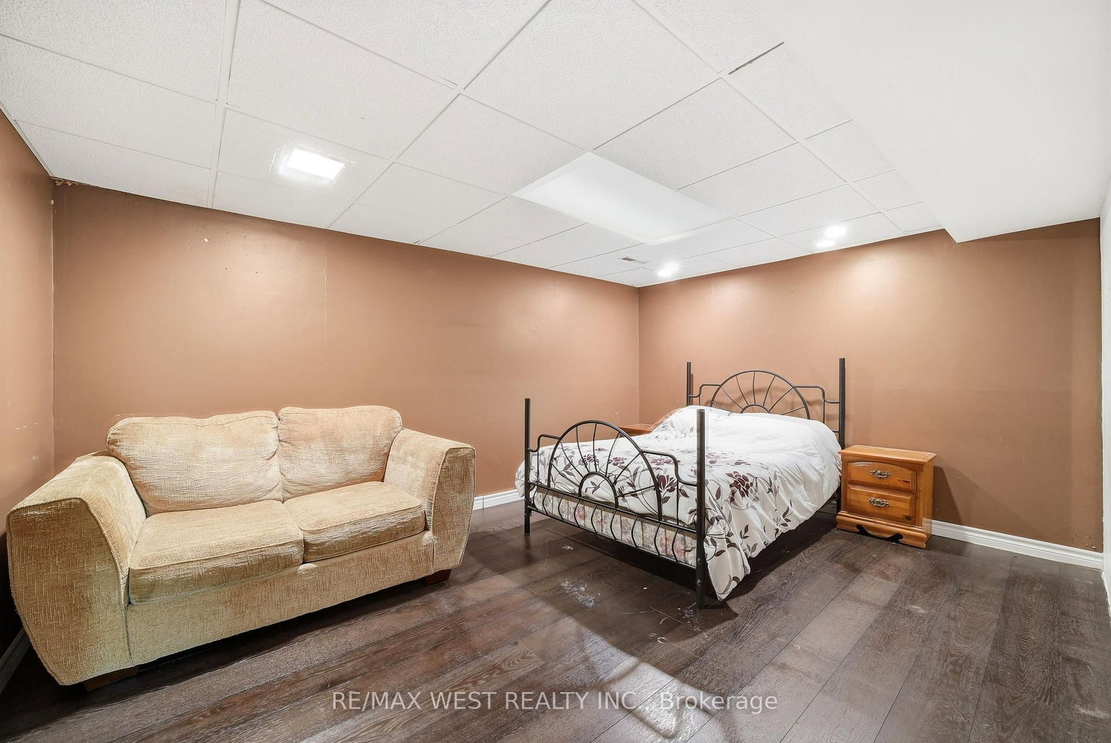 Detached House for sale at 690 Robertson Crescent, Milton, Ontario, L9T 4V5 - Timberlea - MLS: W12856378