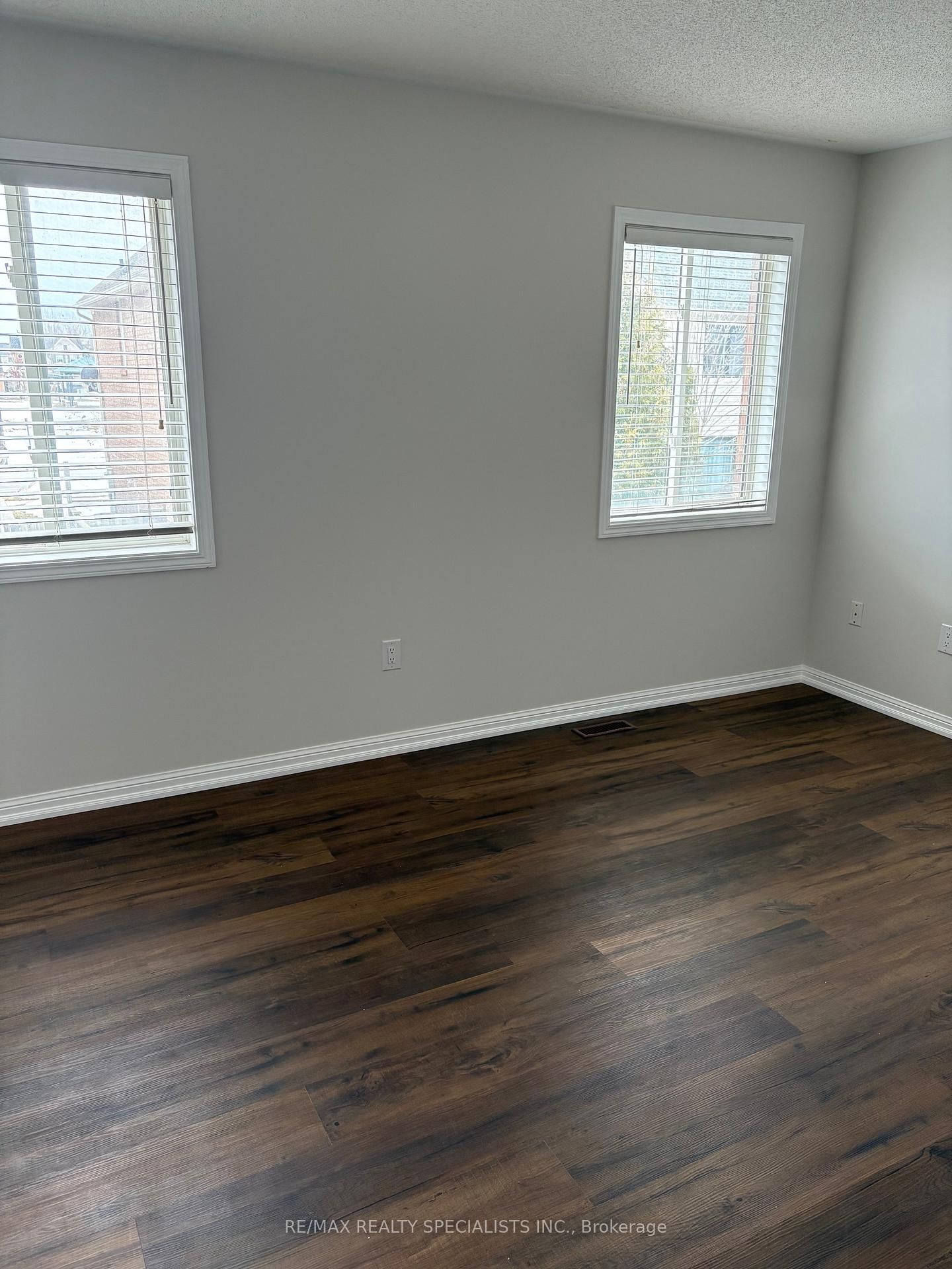 Townhouse for lease at 440 Bundy Drive, Milton, Ontario, L9T 5N5 - Clarke - MLS: W12856488