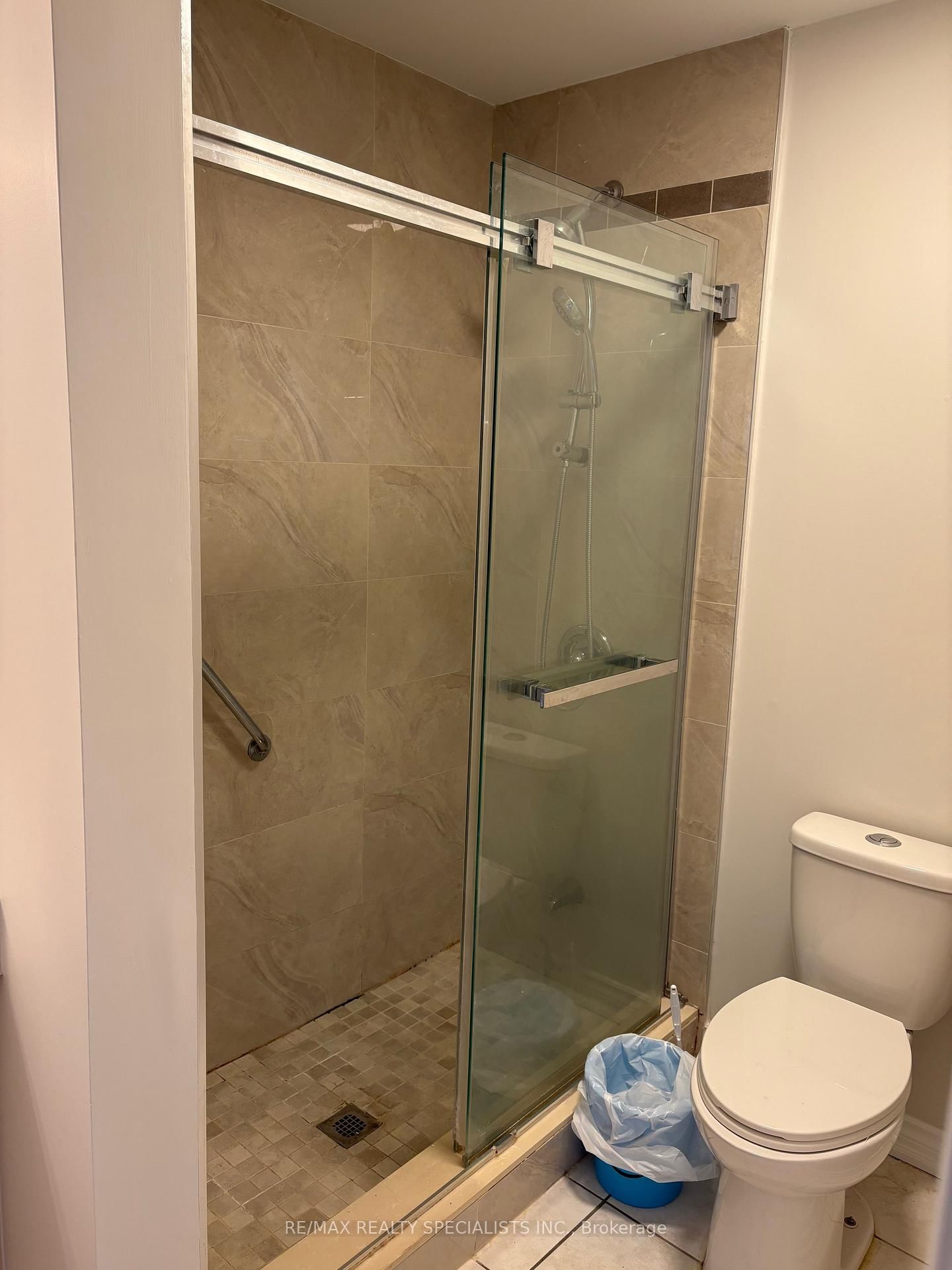 Townhouse for lease at 440 Bundy Drive, Milton, Ontario, L9T 5N5 - Clarke - MLS: W12856488