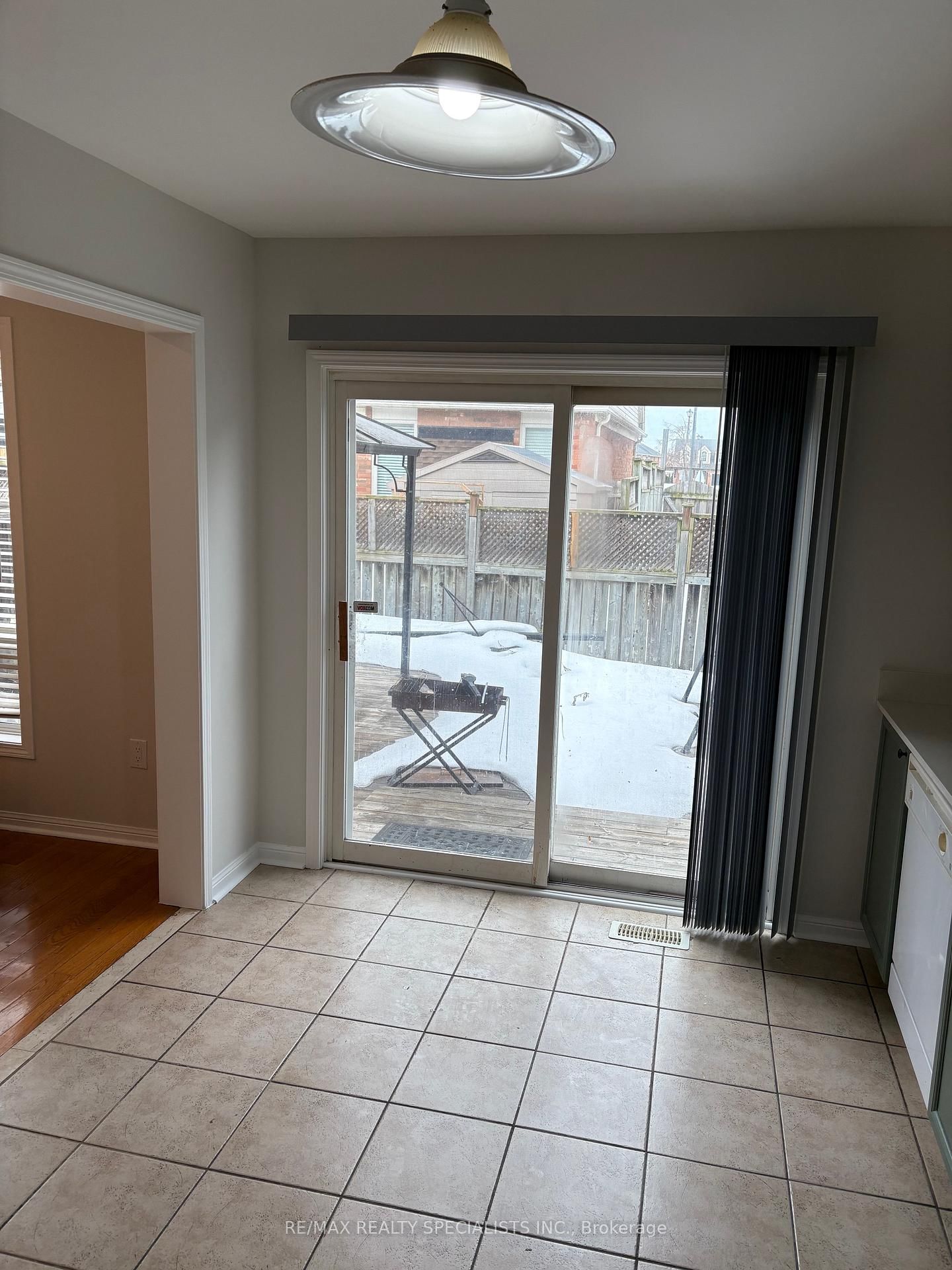 Townhouse for lease at 440 Bundy Drive, Milton, Ontario, L9T 5N5 - Clarke - MLS: W12856488