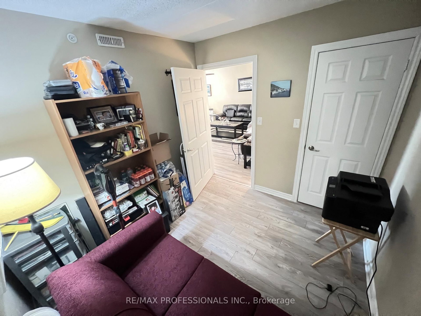 Condo for sale at 107-1390 Main Street, Milton, Ontario, L9T 7S9 - Dempsey - MLS: W12856964