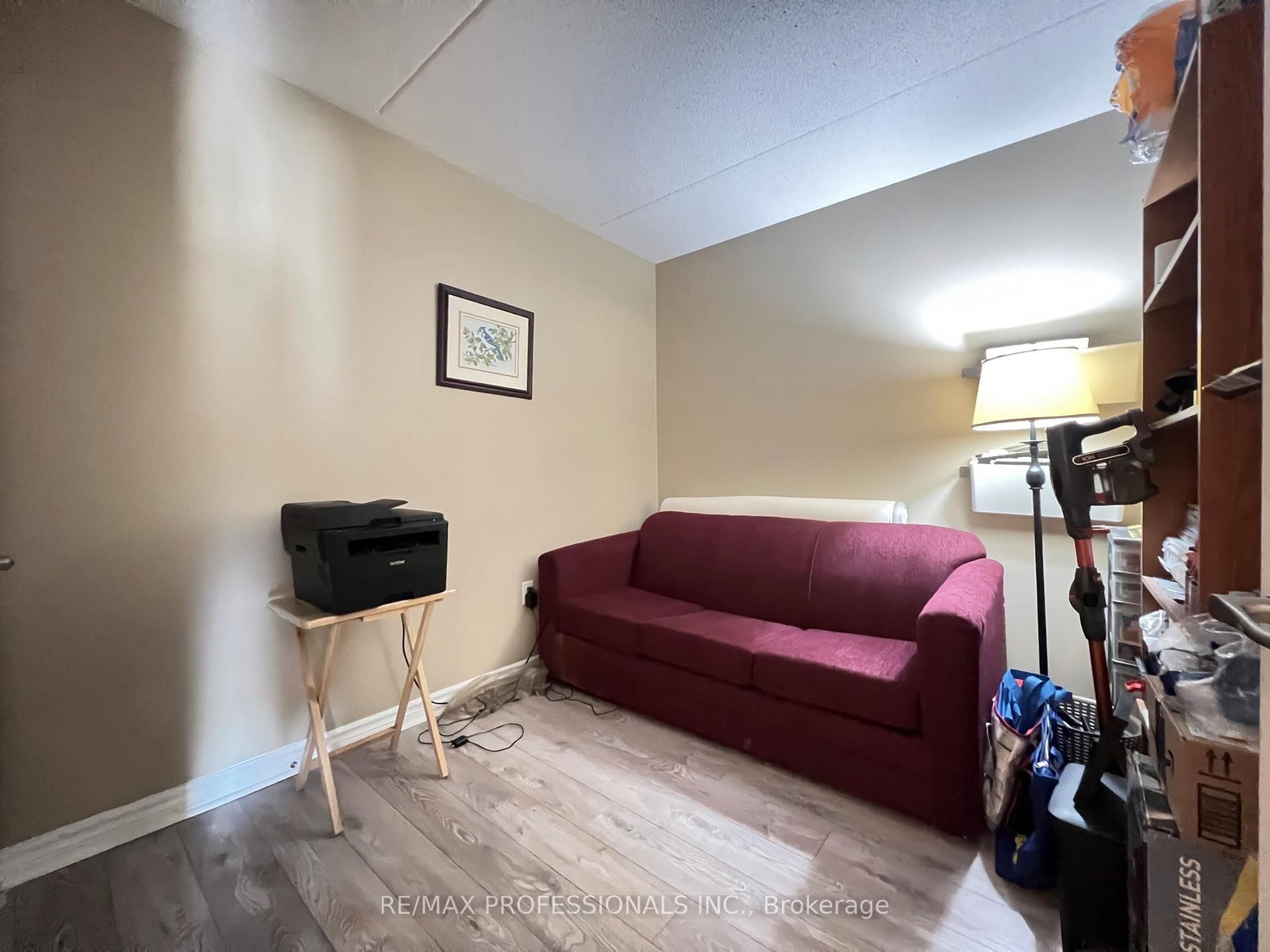 Condo for sale at 107-1390 Main Street, Milton, Ontario, L9T 7S9 - Dempsey - MLS: W12856964