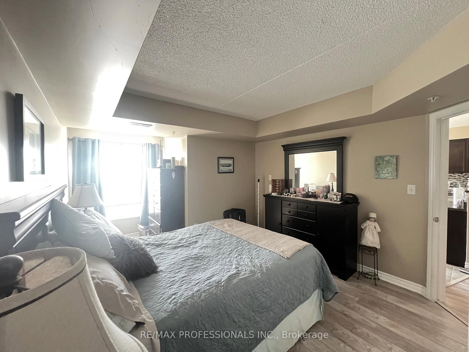 Condo for sale at 107-1390 Main Street, Milton, Ontario, L9T 7S9 - Dempsey - MLS: W12856964