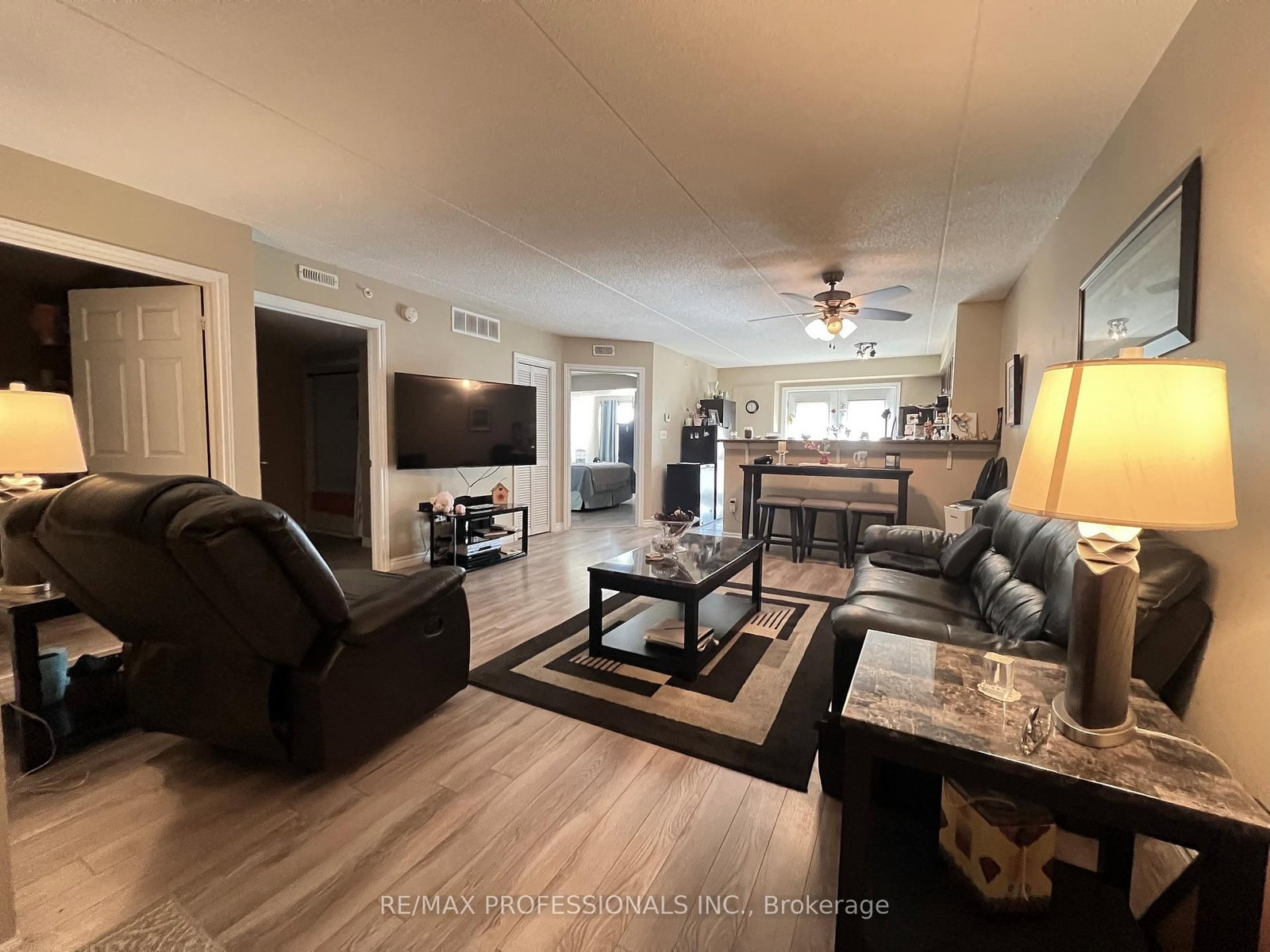 Condo for sale at 107-1390 Main Street, Milton, Ontario, L9T 7S9 - Dempsey - MLS: W12856964