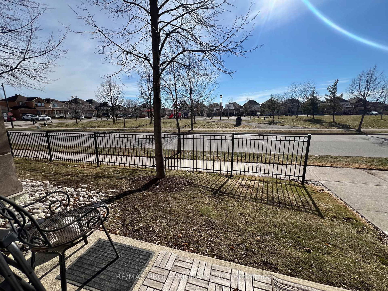 Condo for sale at 107-1390 Main Street, Milton, Ontario, L9T 7S9 - Dempsey - MLS: W12856964