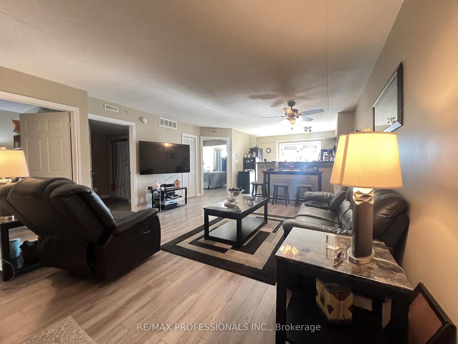 Condo for sale at 107-1390 Main Street, Milton, Ontario, L9T 7S9 - Dempsey - MLS: W12856964