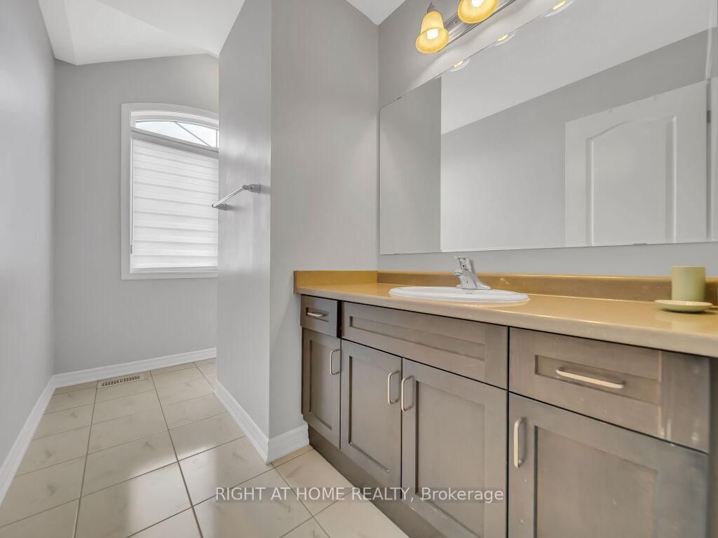 Detached House for lease at 1348 Whitney Terrace, Milton, Ontario, L9E 0B8 - Ford - MLS: W12857664