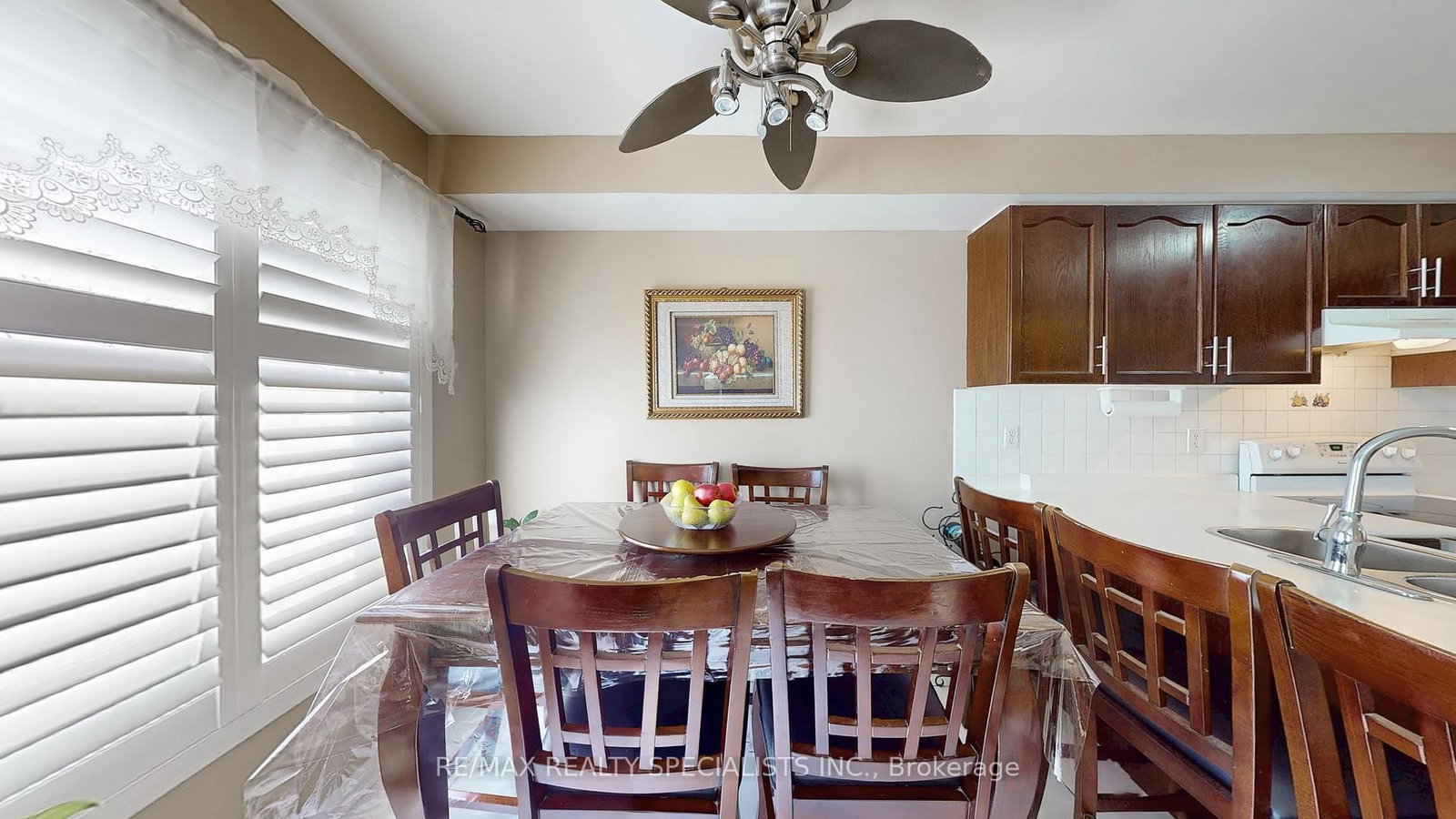 Townhouse for sale at 19-2 Clay Brick Court, Brampton, Ontario, L6V 4M7 - Brampton North - MLS: W12857696