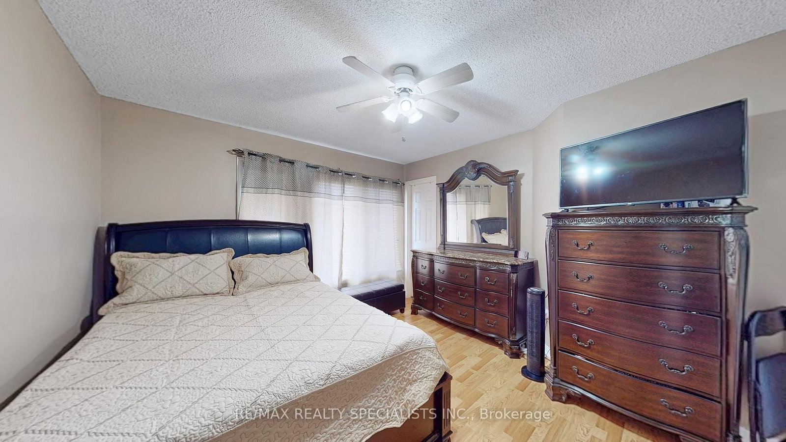 Townhouse for sale at 19-2 Clay Brick Court, Brampton, Ontario, L6V 4M7 - Brampton North - MLS: W12857696