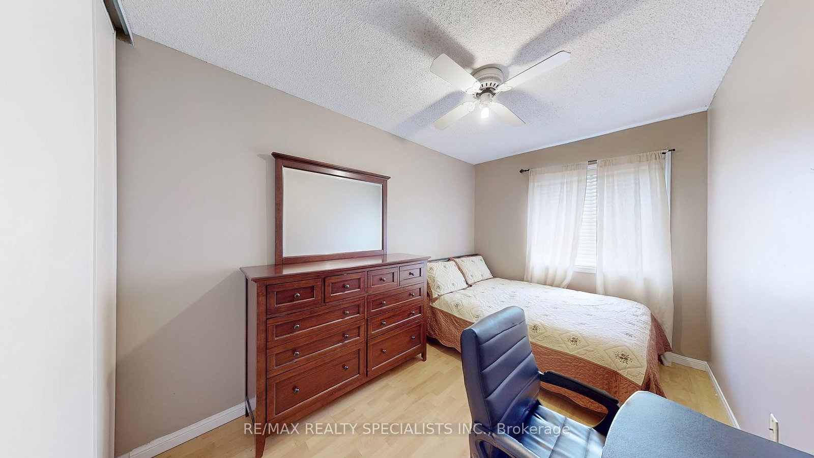 Townhouse for sale at 19-2 Clay Brick Court, Brampton, Ontario, L6V 4M7 - Brampton North - MLS: W12857696