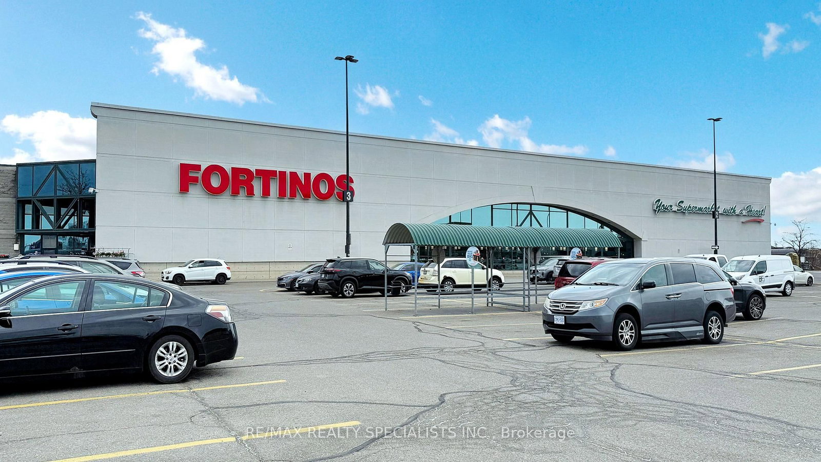 Townhouse for sale at 19-2 Clay Brick Court, Brampton, Ontario, L6V 4M7 - Brampton North - MLS: W12857696