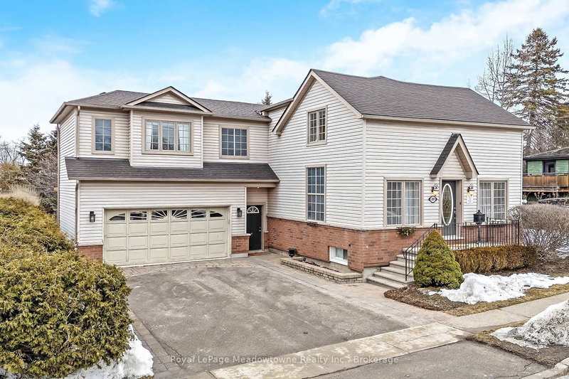 49 Mill St, Milton, L9T 1R7 | Image 3