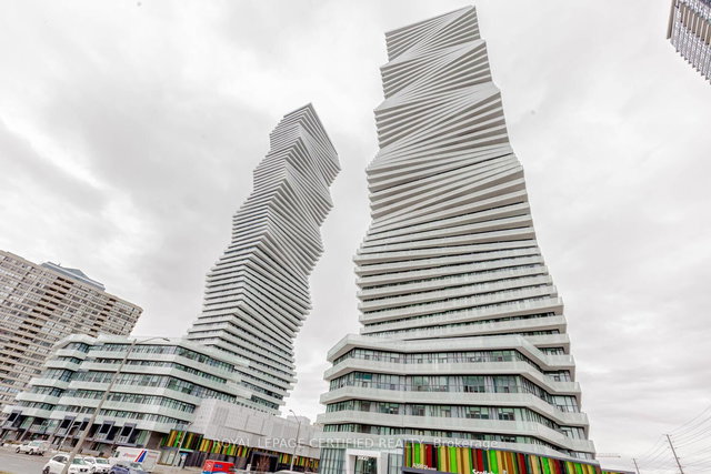 4003 - 3900 Confederation Parkway