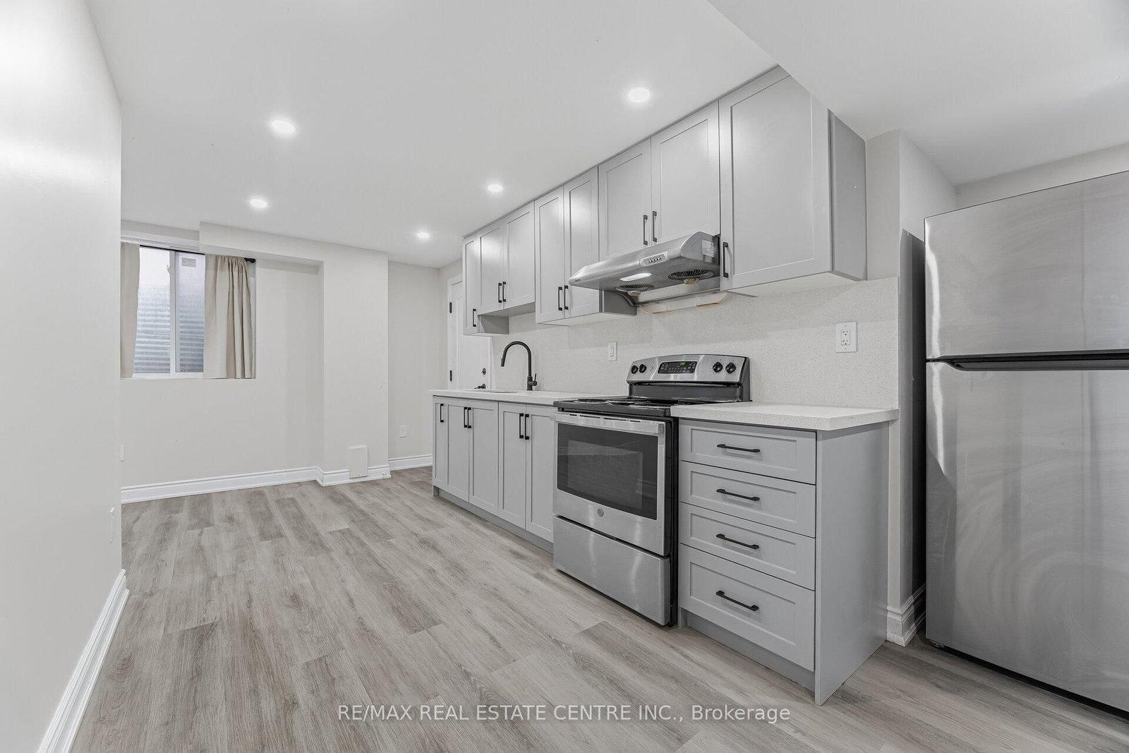 Detached House for lease at Basement Only-544-1 Beam Court, Milton, Ontario, L9E 1L4 - Ford - MLS: W12858276