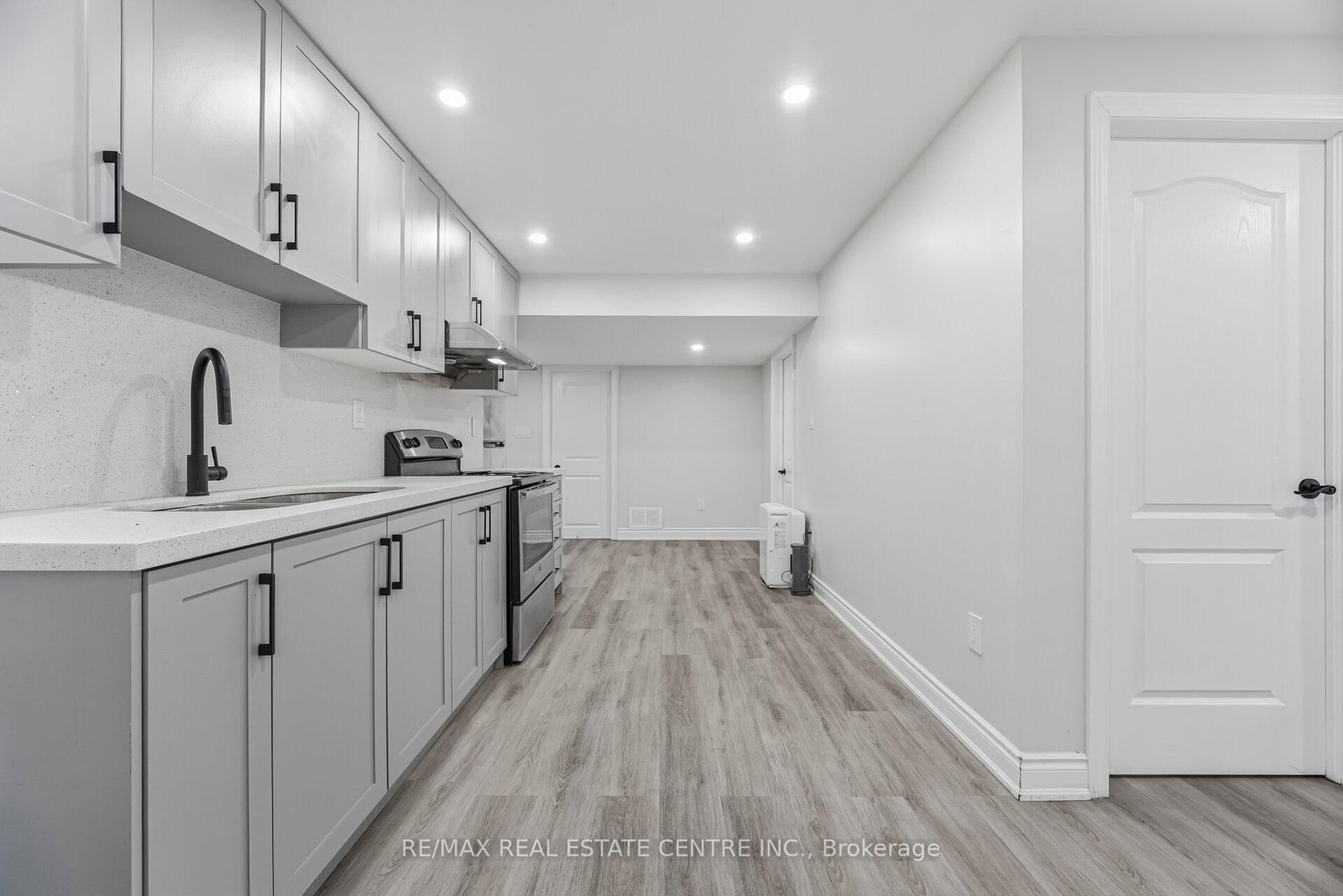 Detached House for lease at Basement Only-544-1 Beam Court, Milton, Ontario, L9E 1L4 - Ford - MLS: W12858276