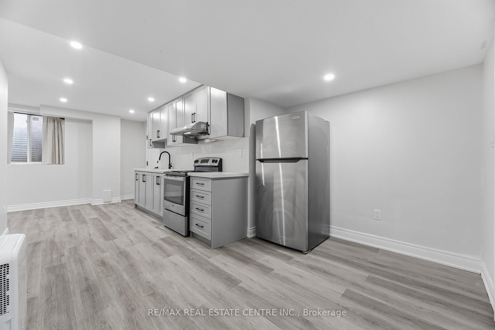 Detached House for lease at Basement Only-544-1 Beam Court, Milton, Ontario, L9E 1L4 - Ford - MLS: W12858276