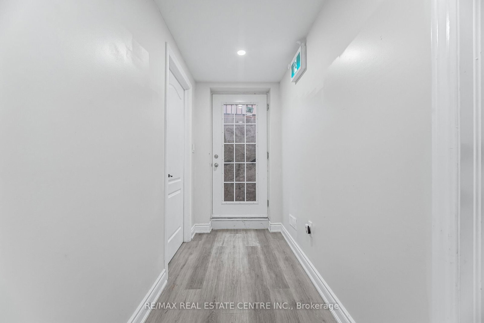 Detached House for lease at Basement Only-544-1 Beam Court, Milton, Ontario, L9E 1L4 - Ford - MLS: W12858276