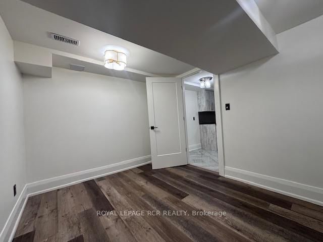 Detached House for sale at 134 Queen Street, Caledon, Ontario, L7E 2M7 - Bolton West - MLS: W12858328